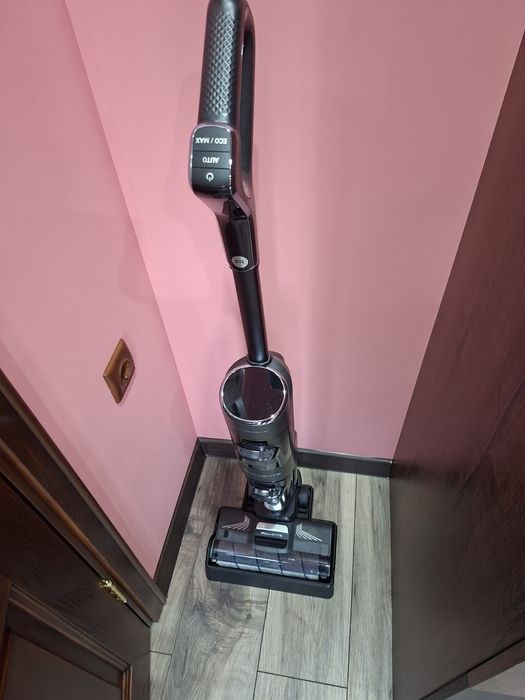 Вертикална прахосмукачка Rowenta!