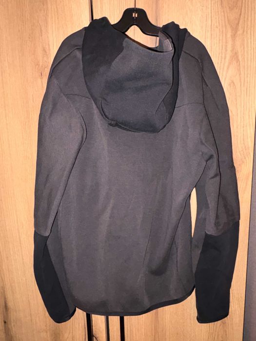 Nike Tech Fleece Горнище - Размер S