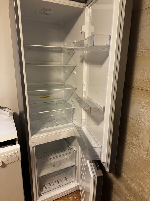 Combina frigorifica Arctic