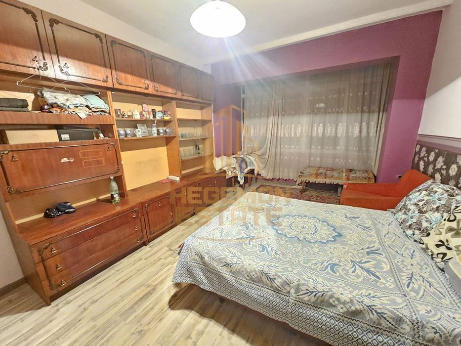 Продава се Тристаен апартамент в Варна, Гръцка махала - 100 кв.м за 4000 €/кв.м - Снимка #9