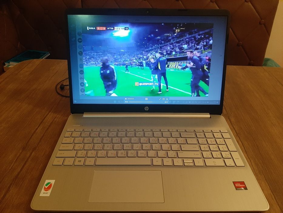 Ryzen 7-5700U/8GB/512 GB/15.6"- HP Laptop15s-eq2000ne[2023]