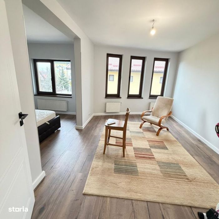 Vanzare Vila Individuala /Bragadiru str Mracineni/teren 500mp