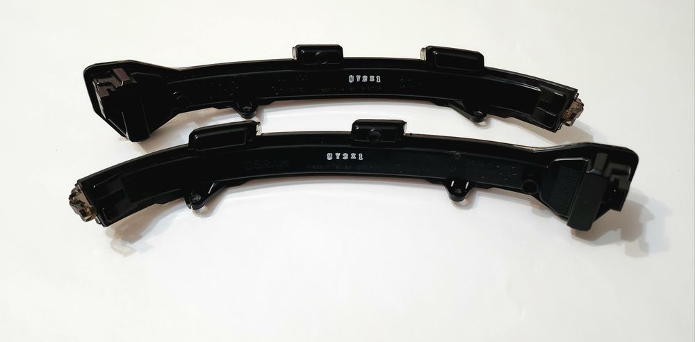 Set 2 Lampi Semnalizare LED Dinamice pt Oglinda VW Golf 7