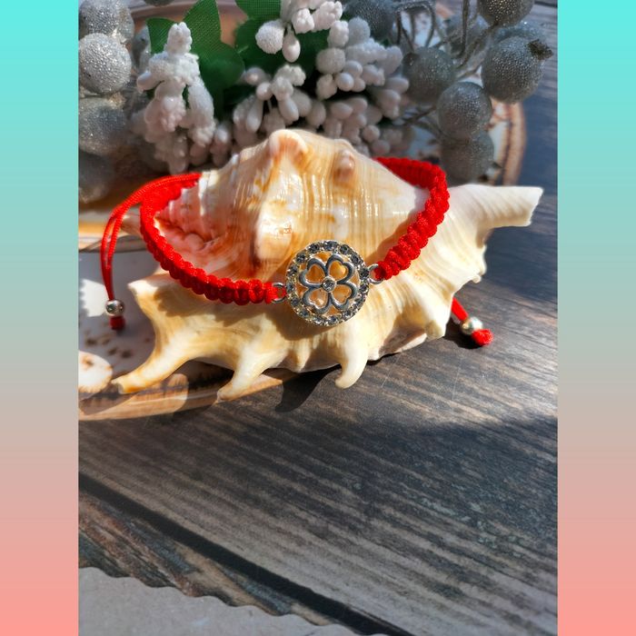 Ручная работа. Плету браслеты.