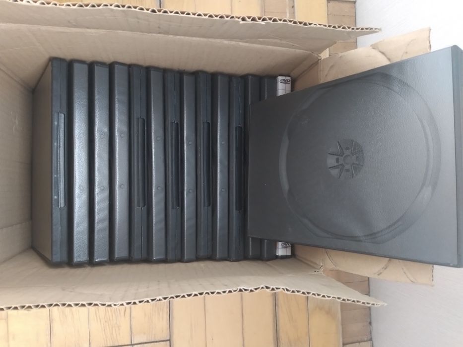 Боксы новые для DVD дисков