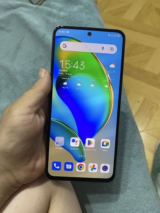 Vand telefon ZTE aproape nou