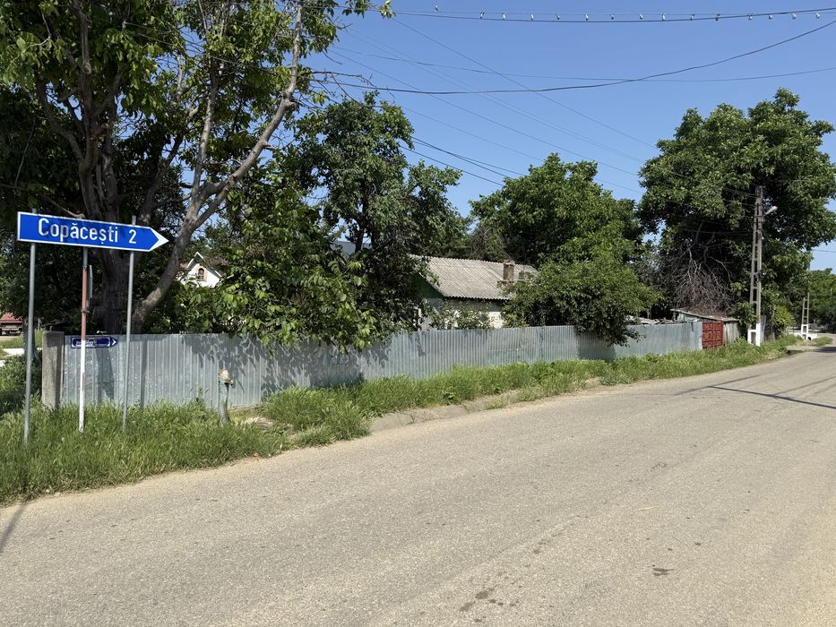 Casa + teren in zona centrala Ruginesti