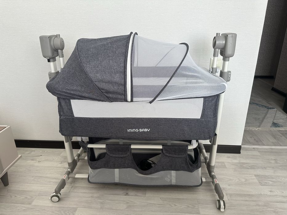 Продам манеж маятниковый