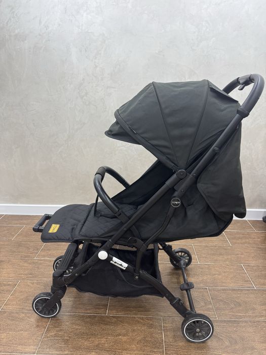 Коляска прогулочная