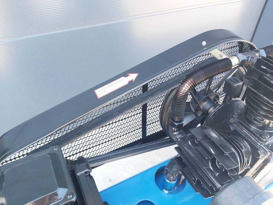 Компресор за въздух 200 литра трифазен, 12бара, 5.5KW, 7,5 hp