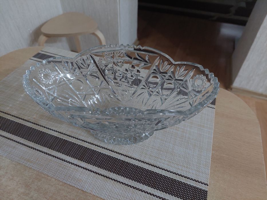 Продам посуду,салатники