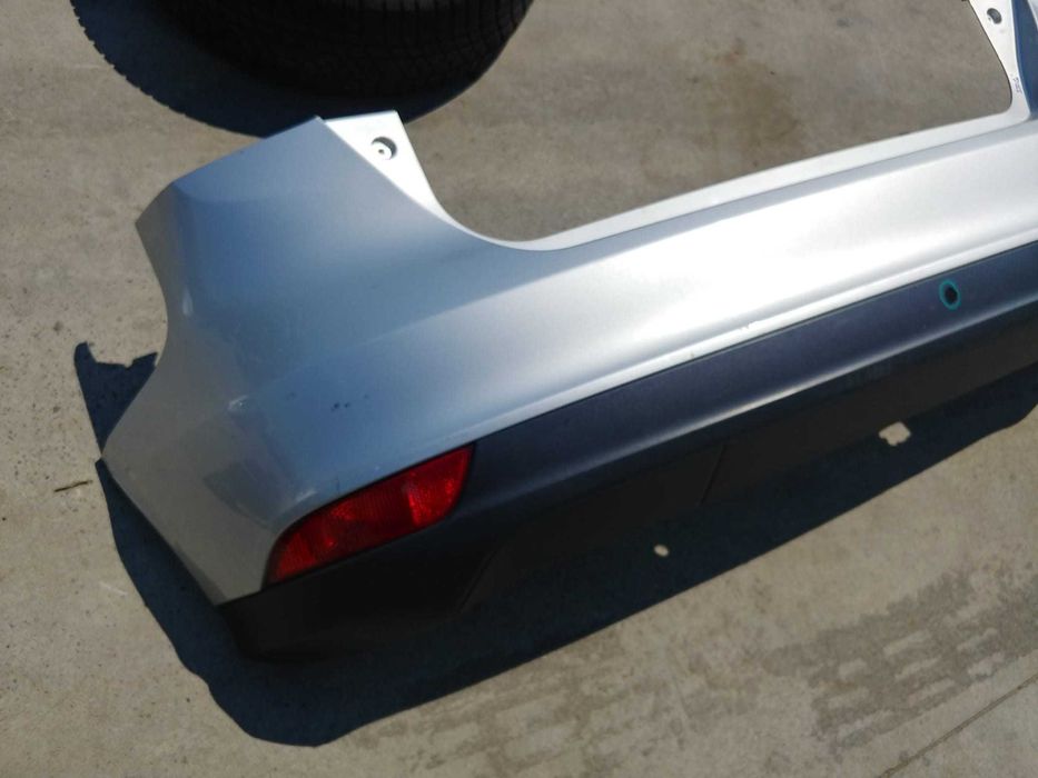 bara spate ford focus 3 hatchback facelift f1eb-17906-a