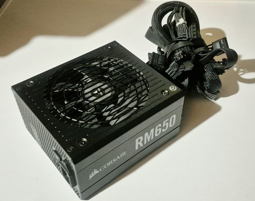 Sursa gaming Corsair RM650 putere 650W