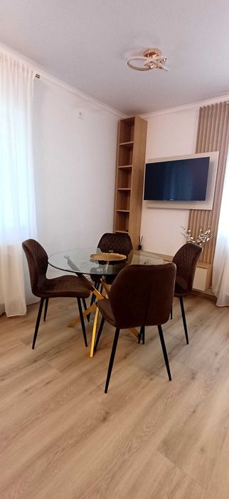 Apartament 2 camere cu gradina și garaj Băneasa