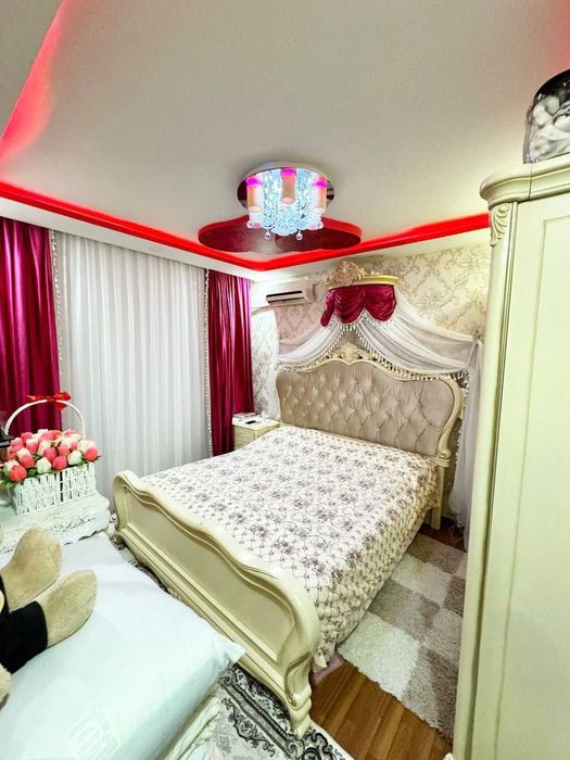 Продается 4/2/4 квартира Геофизика