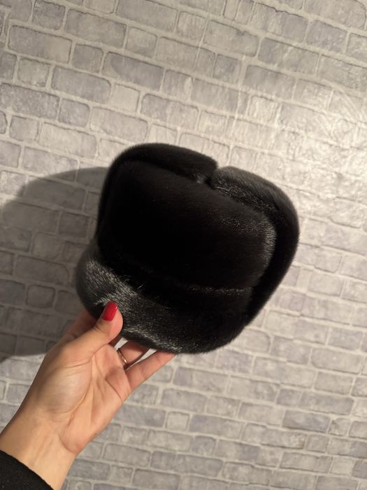 Продам натуральныеи  шапки