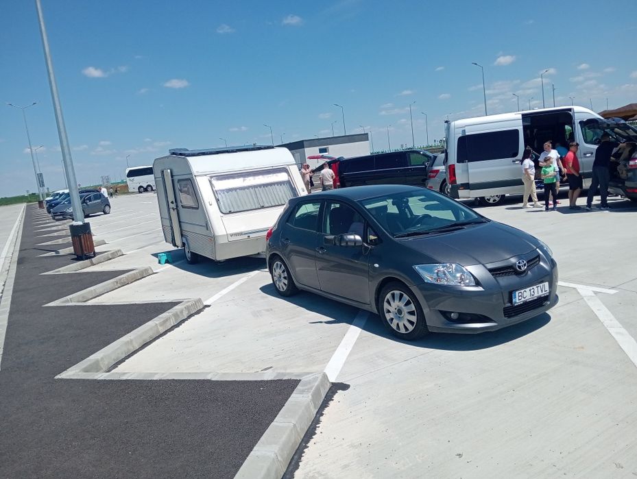 Vând Toyota Auris 1,6 benzină, 124cp