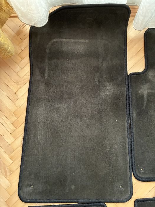 Set 4 covorase  velur Originale BMW E46 Seria 3