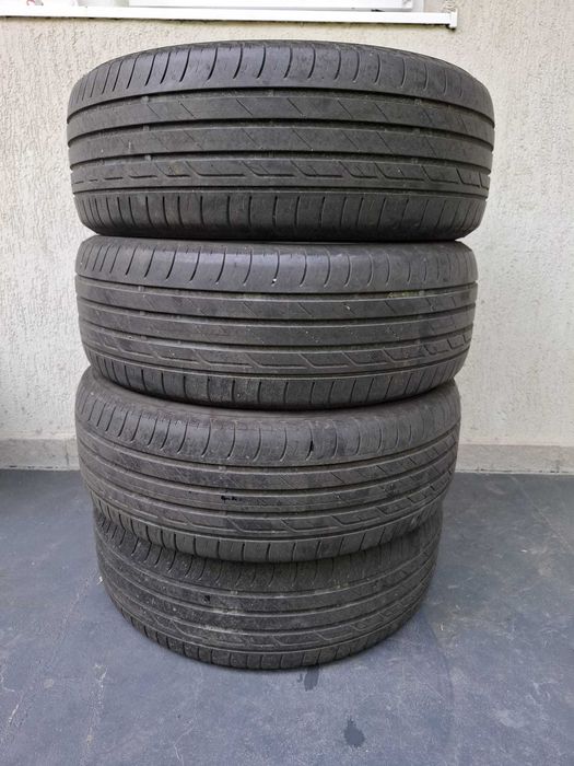 vand set 4 anvelope de vară marca Bridgestone Turanza 215/60/R17 96H