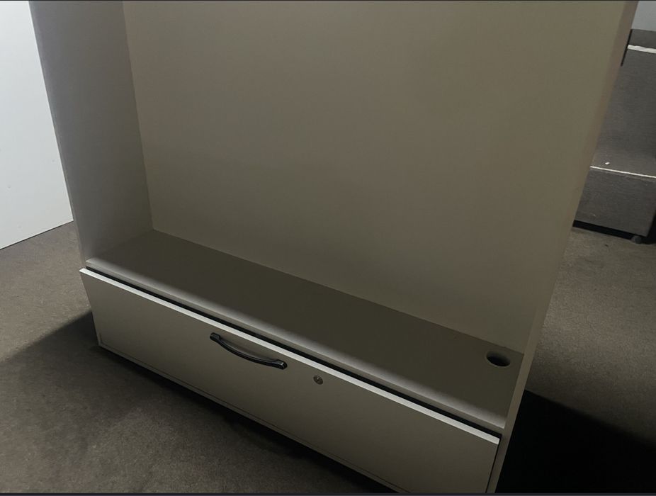 Тумба под телевизор