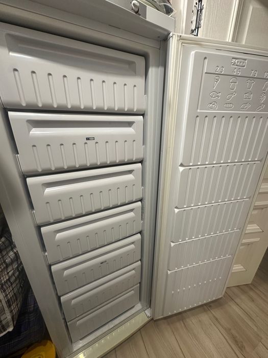 Морозильник indesit