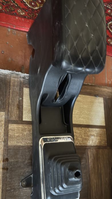 Damas bar kamplekt beriladi