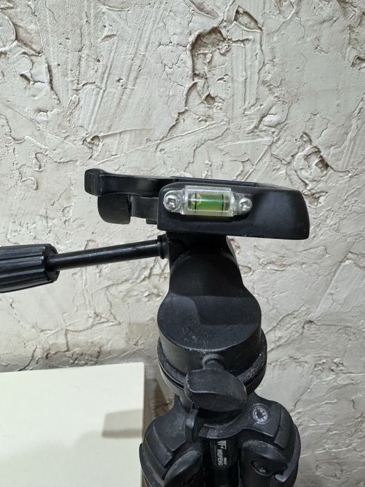 Штатив для камеры Weifeng WF-6663A