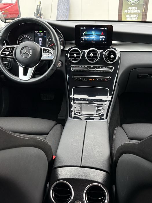 Mercedes-Benz GLC 300e 4MATIC Plug-in Hybrid,306 CP /An 2021