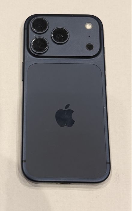 Apple iPhone 17 Pro Max 256GB Deep Blue - 100 %