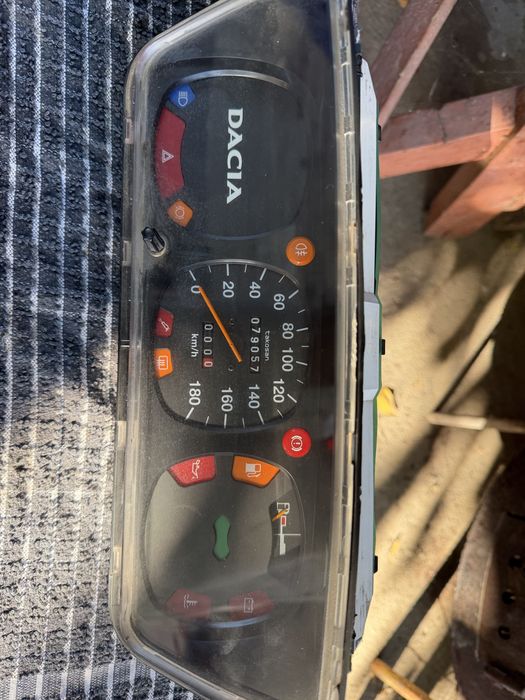 Vând torpedou dacia 1310.  100 lei