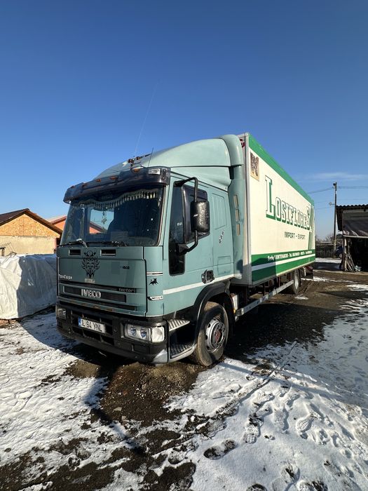 Iveco Tector 240 CP, 2002, cutie manuala cu 8 viteze.