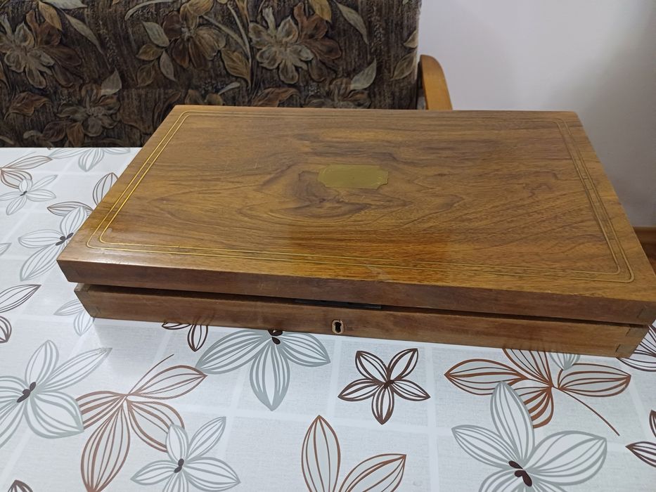 Чифт капсулни пистолети