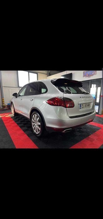 Porsche Cayenne proprietar  posibil si schimb