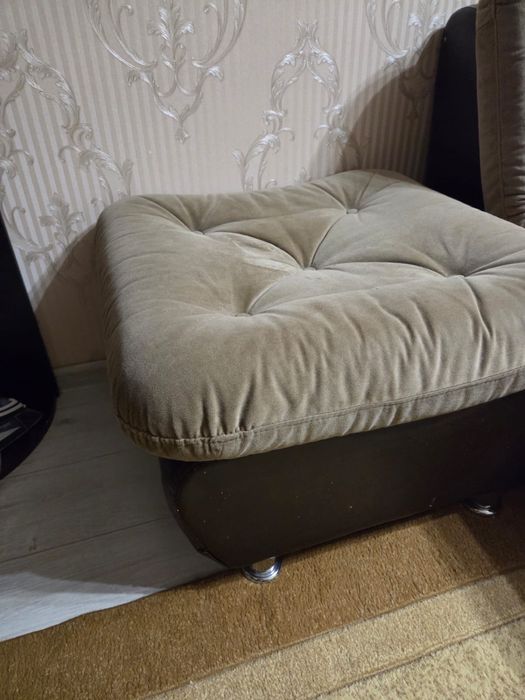 Продам диван кресло пуф