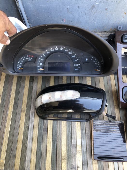 Части за Мерцедес w203