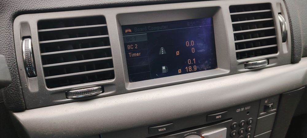 Продавам Опел Вектра 1.9 на Части!!!