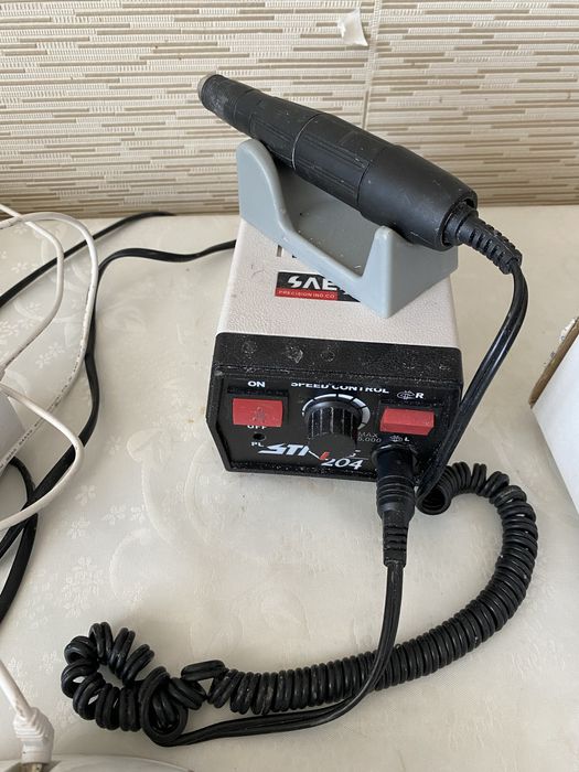 Продам аппарат для маникюра и лампу