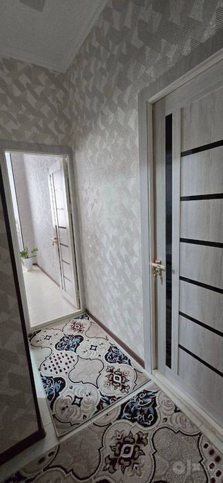 1 хонали 4 кават 43 квадрат 
7 каватли янги лифтли дом
Манзил: аэропор