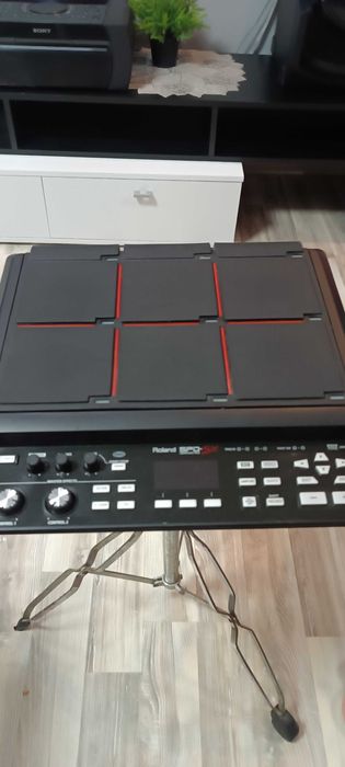 Семпъл пад Roland spd-sx