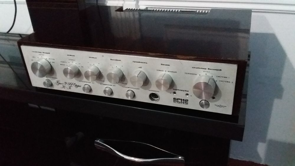 Усилителлар   сотилади