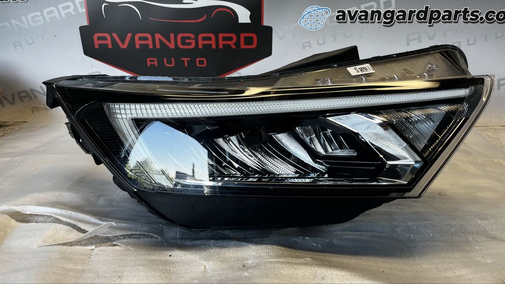 Hyundai i20 20- десен фар