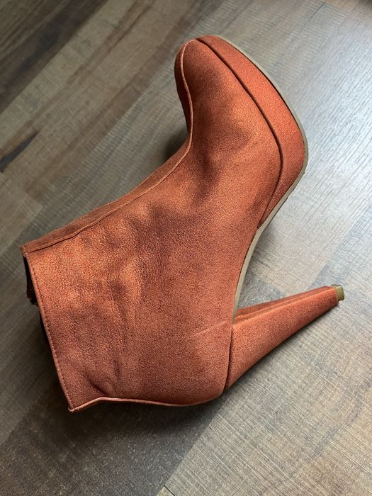 Botine din piele moale, coniac-portocalii, cu platforma