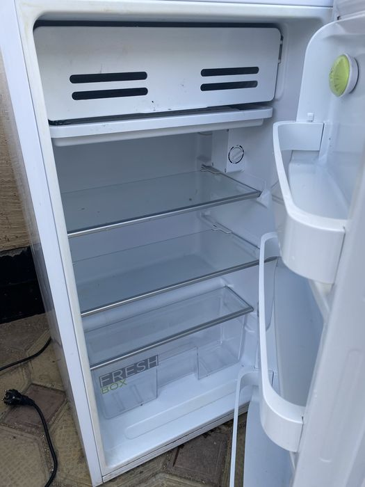 Продам мини холодильник