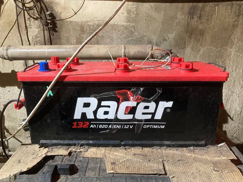 Продам аккумулятор 12v 132Ah