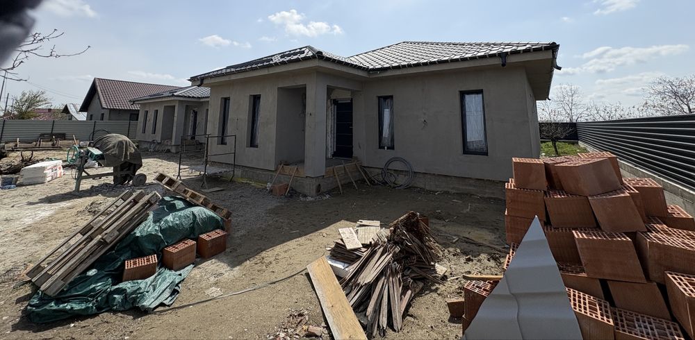 Casă parter 3 dormitoare  Golesti