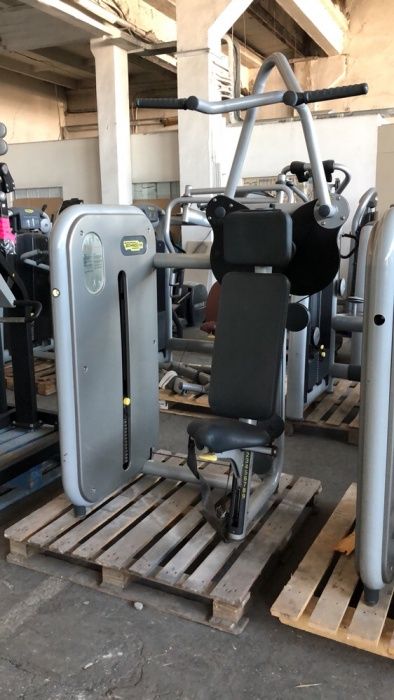 Aparate fitness technogym