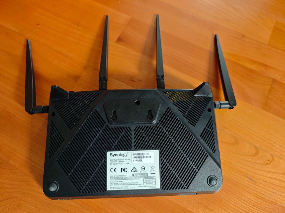 Router Wireless Synology RT2600AC, AC2600, Dual Band, 4x4 MU-MIMO