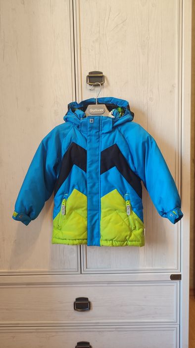 Продам детские вещи