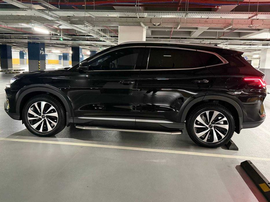 BYD Чемпион Гибрид 2025г! 150км Флегшип! 7 тыс км! родная краска!