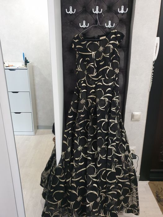 Продаются платья